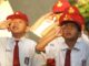 Siswa sedang hormat bendera merah putih. (Ist.)