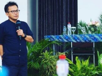Kisah Toni Toharuddin, Sopir Kernet Yang Kini Jadi Profesor di Unpad (KalderaNews.com/Ist.)