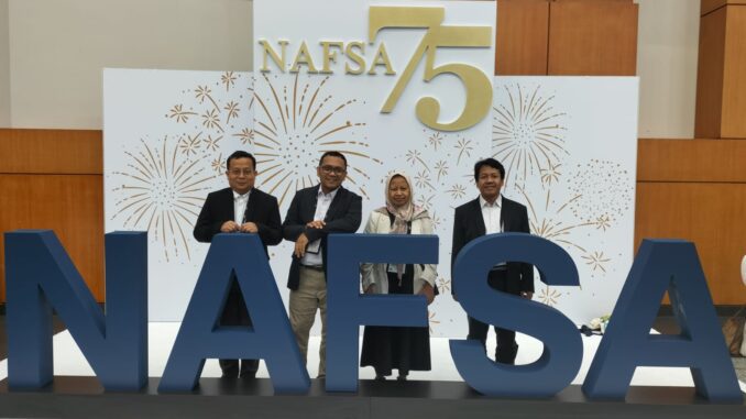 Sekretaris Ditjen Pendidikan Islam bersama tiga Kepala Subdirekrat yang menangani kelembagaan, ketenagaan, dan akademik pada Direktorat Pendidikan Tinggi Keagamaan Islam di NAFSA Conference and Expo di Washington DC, Amerika Serikat