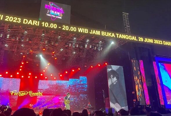 Konser musik di Pekan Raya Jakarta atau Jakarta Fair 2023 (Foto IG @cclargn)