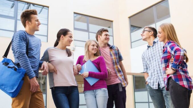 Ilustrasi Kuliah di Luar Negeri (KalderaNews.com/Ist.)