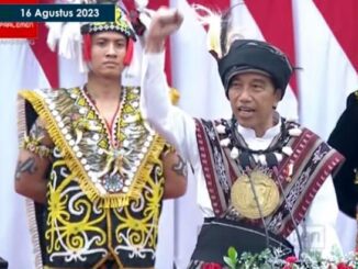 Presiden Joko Widodo mengenakan pakaian adat Tanimbar. (Ist)