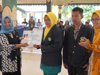 Universitas 'Aisyiyah (UNISA) Yogyakarta menerima beasiswa Program Jaring Pengaman Sosial (JPS) dari Bupati Sleman. (Dok.Unisa)