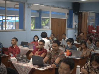 Peserta Workshop Content Marketing di Era Digital Tim Kehumasan Sekolah Tarakanita Jakarta di SMK Tarakanita Tendean pada 23-24 November 2023