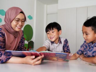 TK-SD Cikal Bandung menghadirkan proses refleksi dan juga proses pengembangan diri anak di setiap fase tumbuh kembangnya