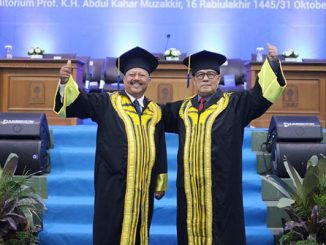 Universitas Islam Indonesia (UII) Yogyakarta mengukuhkan dua profesor di bidang Ilmu Kimia dan Pengantar Rancang Kota. (Dok.UII)
