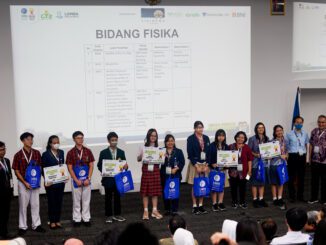 Pengumuman pemenang bidang Fisika di Lomba Peneliti Belia Nasional 2023 yang berlangsung di Kampus Universitas Multimedia Nusantara Gading Serpong, Banten pada Kamis, 30 November 2023