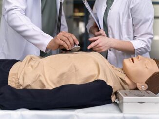 Ilustrasi: Praktik kedokteran. (by freepik)