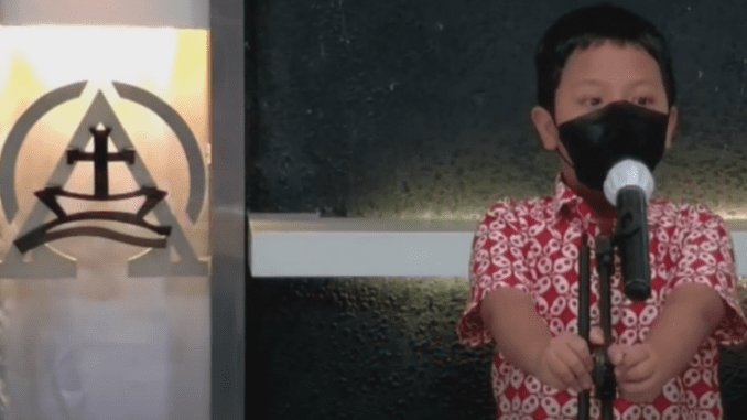 Hosea Metanoia Swarnagita Ginting atau yang akrab dipanggil Noia, Siswa kelas 3 SD di Sekolah Cikal Serpong