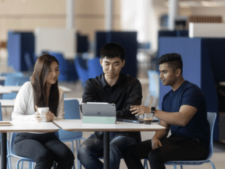 Mahasiswa di Universitas Bath di Inggris