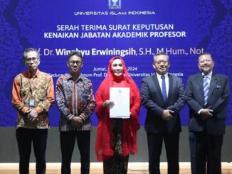 Winahyu Erwiningsih, Profesor UII pertama bidang Ilmu Hukum Agraria dan Pajak. (dokUII)