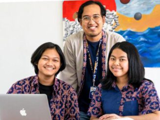 Guru dan murid SMP Cikal Surabaya. (dok.sekolahcikal)