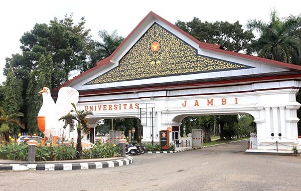 Gerbang Universitas Jambi. (dok.Unja)