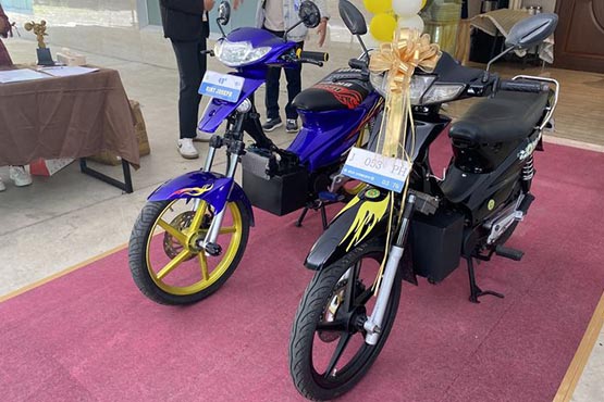 SMK Sint Joseph Jakarta menggelar pameran motor listrik karya siswa. (Ist.)