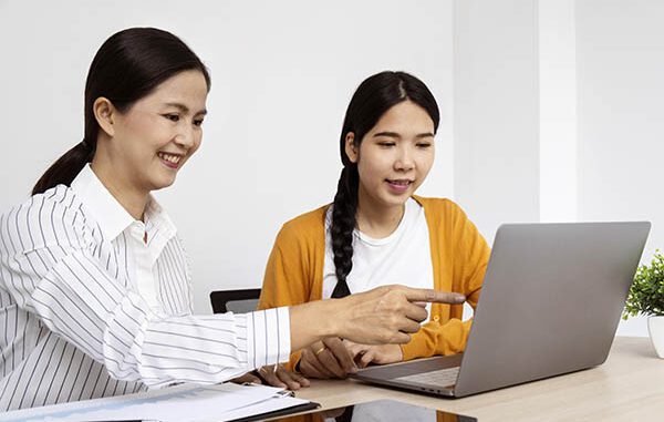 Konsultasi pendidikan ke luar negeri. (by freepik)