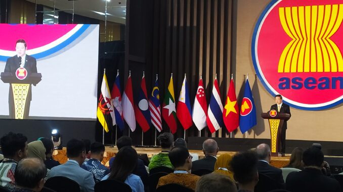 Dr Kao Kim Hourn, Secretary-General of ASEAN Dr Kao Kim Hourn, Secretary-General of ASEAN