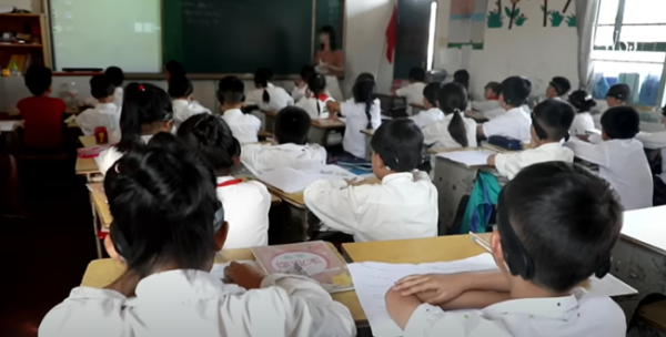 Siswa Sekolah di China. (KalderaNews/Youtube: The Wall Street Journal)