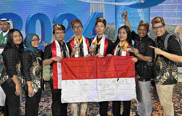 Tim Indonesia nmeraih prestasi di ajang International Biology Olympiad (IBO) 2024. (dok.puspresnas)