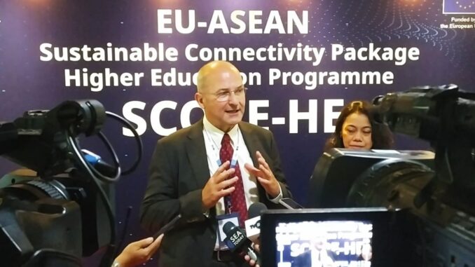 Direktur Nuffic Southeast Asia (SEA), Peter van Tuijl Direktur Nuffic Southeast Asia (SEA), Peter van Tuijl