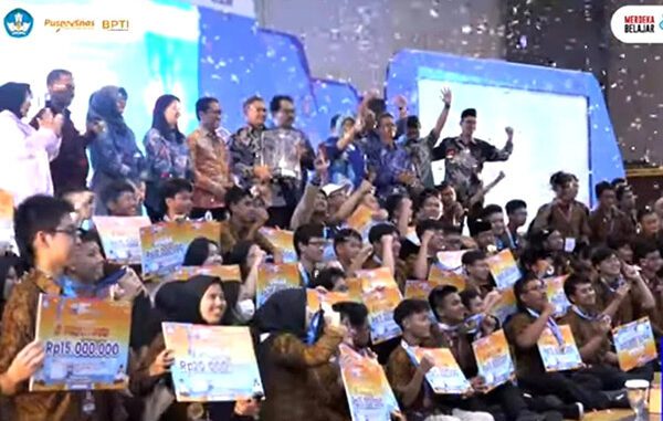 Para pemenang OSN 2024. (dok.puspresnas) Para pemenang OSN 2024. (dok.puspresnas)