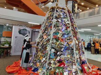 Pohon Natal UK Petra Surabaya. (dok.kampus)