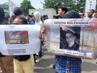 Mahasiswa UKI meminta keadilan atas kematian Kenzha yang tewas di kampus