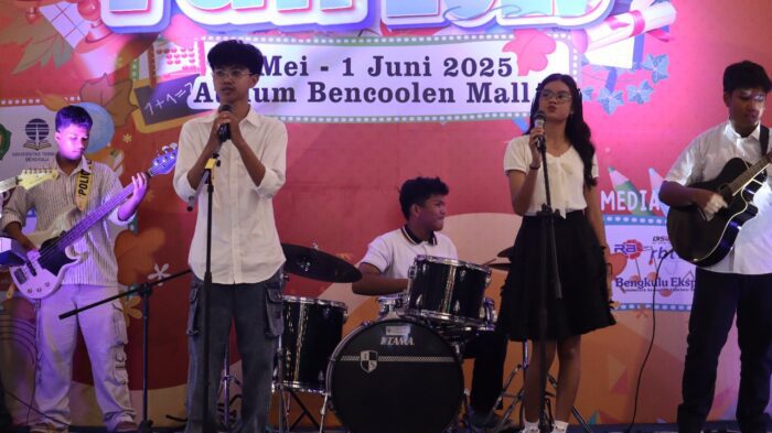 Siswa-siswi Sekolah Sint Carolus Bengkulu pentas seni bertajuk “Bestari dalam Harmoni”