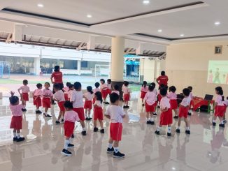 Masa Pengenalan Lingkungan Sekolah (MPLS) di KB-TK Tarakanita Surabaya (