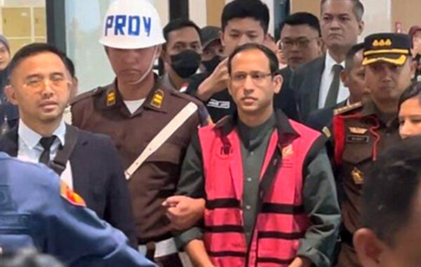 Nadiem Makarim tersangka kasus korupsi ditahan Kejagung. (Ist.) Nadiem Makarim tersangka kasus korupsi ditahan Kejagung. (Ist.)