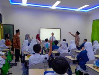 Smartboard di sekolah. (Ist.)