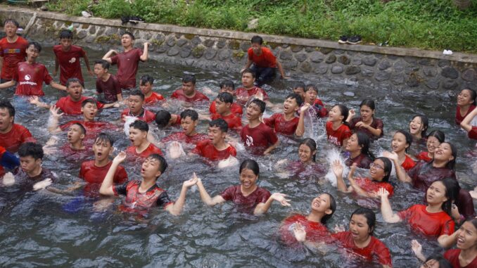 Character Building and Leadership Camp SMA Tarakanita Magelang: Membangun Karakter Tangguh di Era Abad 21