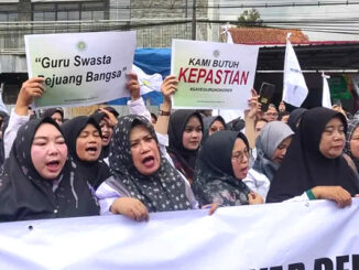 Demo guru madrasah swasta. (Ist.)