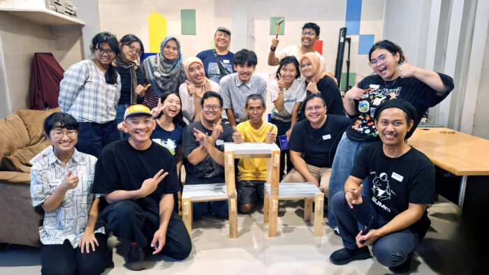 “Kigumi in the Kampung” participants in Balai RW01 Kampung Cikini-Kramat, photo by Mone Kitazato