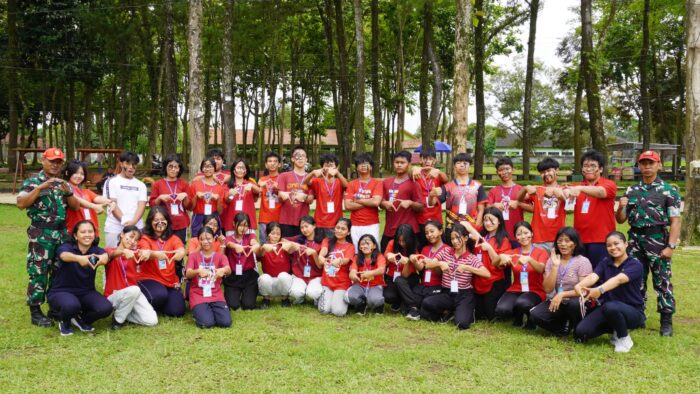 Latihan Dasar Kepemimpinan (LDK) Calon Pengurus OSIS SMA Tarakanita Magelang Masa Bakti 2025-2026