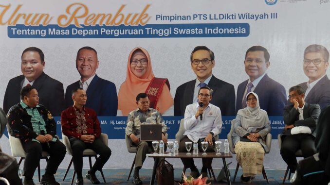 Forum strategis bertajuk “Urun Rembuk Pimpinan Perguruan Tinggi Swasta (PTS)” di Kampus Cipayung, Jakarta Timur, Senin (29/12/2025)