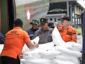 Modifikasi cuaca dengan menebarkan garam ke langit