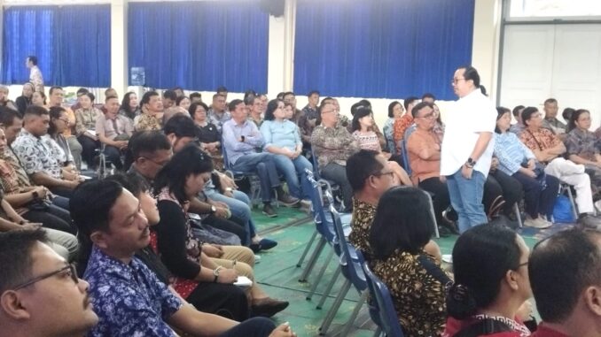 Romo Markus Herianus Reponata, MSC (Romo Repo) memandu rekoleksi pasutri guru dan karyawan Sekolah Tarakanita Blok Pluit pada Sabtu, 18 April 2026