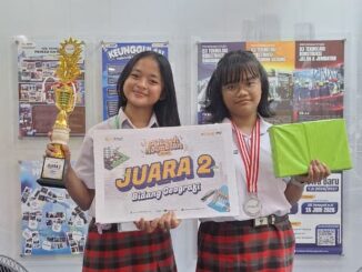 Familia Rara Agustin dan Rhea Anindya Quaneisha dari SMA Tarakanita Magelang berhasil meraih Juara 2 Lomba Karya Tulis Ilmiah (KTI) Peneliti Belia PUTecnovation bidang Geografi