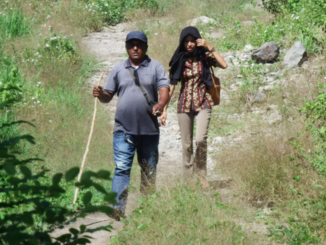 Kisah Pilu Guru Honorer Yustina, Jalan 6 Km Digaji Rp150.000 per Bulan (KalderaNews/Ist)