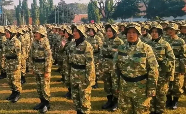 Latihan Dasar Kemiliteran (Latsarmil) bagi calon pengelola Koperasi Desa Merah Putih