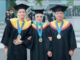 Momen Ashanty, Anang, dan Azriel Hermansyah wisuda bersama di Unair (Kalderanews/Instagram@azriel_hermansyah)