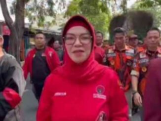 Bupati Sukoharjo Etik Suryani