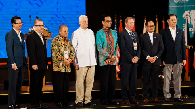 The opening ceremony 11th World Union of Jesuit Alumni (WUJA) Congress 2026 was marked by the striking of a gong by the Governor of Yogyakarta, Sri Sultan Hamengkubuwono X The opening ceremony 11th World Union of Jesuit Alumni (WUJA) Congress 2026 was marked by the striking of a gong by the Governor of Yogyakarta, Sri Sultan Hamengkubuwono X