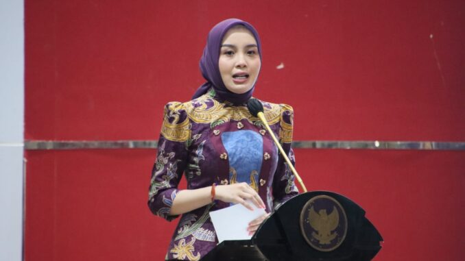 23052025110042_0 Istri Gubernur Kalteng, Aisyah Thisia Agustiar Sabran