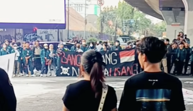 Demo BEM SI di Bandung Demo BEM SI di Bandung