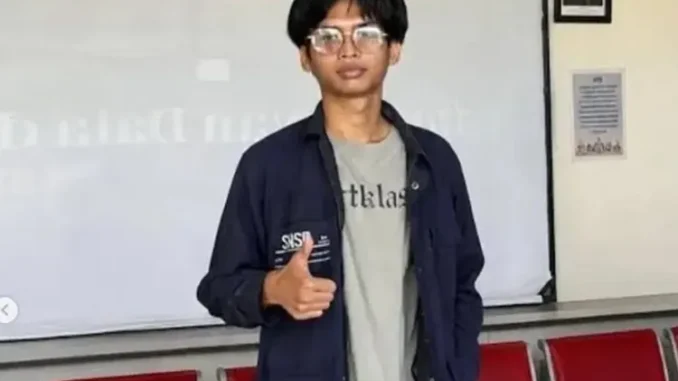 mahasiswa Universitas Negeri Padang (UNP) bernama Fikri Fernando (25)